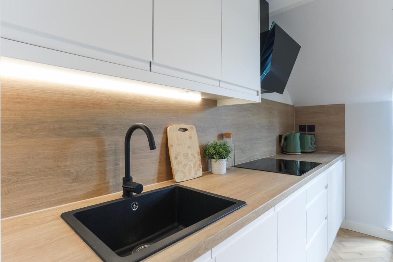 Luxurious City Centre Apartment เพิร์ท ภายนอก รูปภาพ