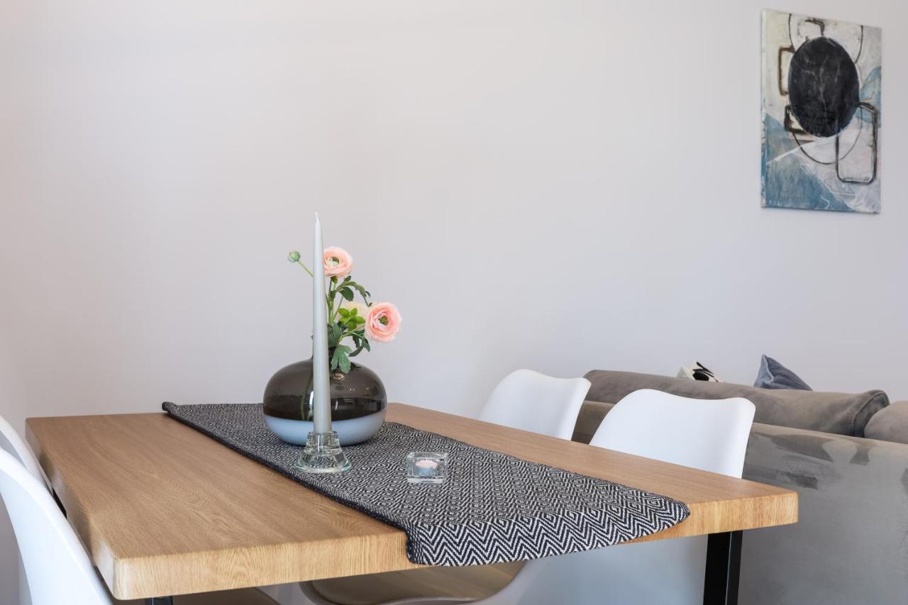Luxurious City Centre Apartment เพิร์ท ภายนอก รูปภาพ